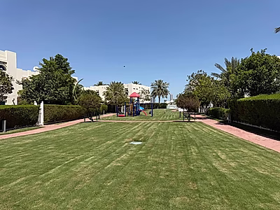 RENOVATED | 4BR + M - BEACH ACCESS | WESTBAY LAGOON