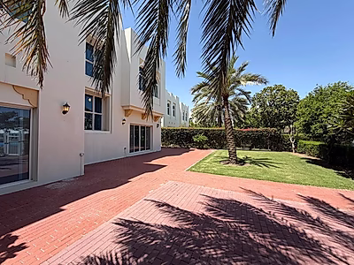 RENOVATED | 4BR + M - BEACH ACCESS | WESTBAY LAGOON