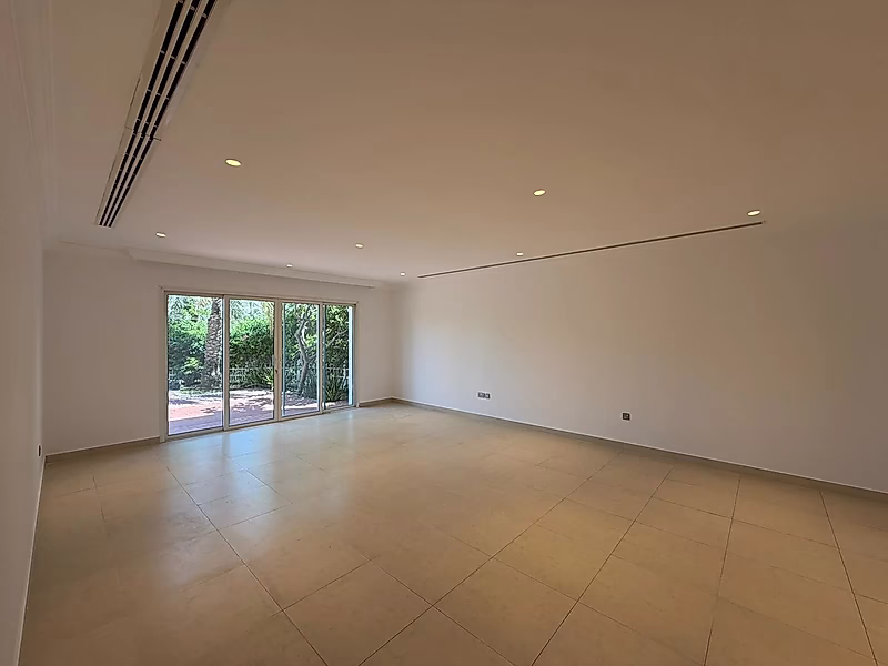 RENOVATED | 4BR + M - BEACH ACCESS | WESTBAY LAGOON - Photo 25