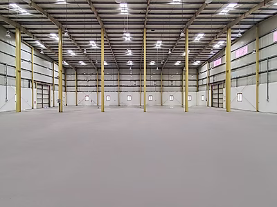 مصنع حديد للبيع في المنطقة الصناعية الجديدة