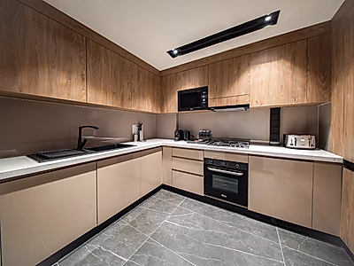 عرض استثنائي! | شقة مخدومة بسعر ترويجي