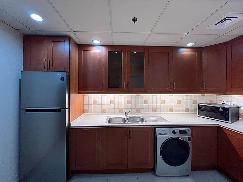 Spacious 1 Bedroom + Office with Panoramic Views | Fully Furnished with Bills | Unbeatable Price! - Photo 10