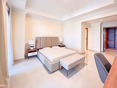 Fully Furnished 4BR + office | Partial Sea View | Bills Included