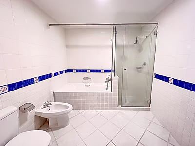 Fully Furnished 4BR + office | Partial Sea View | Bills Included