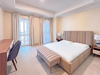 Fully Furnished 4BR + office | Partial Sea View | Bills Included