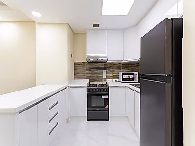 Modern 1BR | Elegant Living Redefined