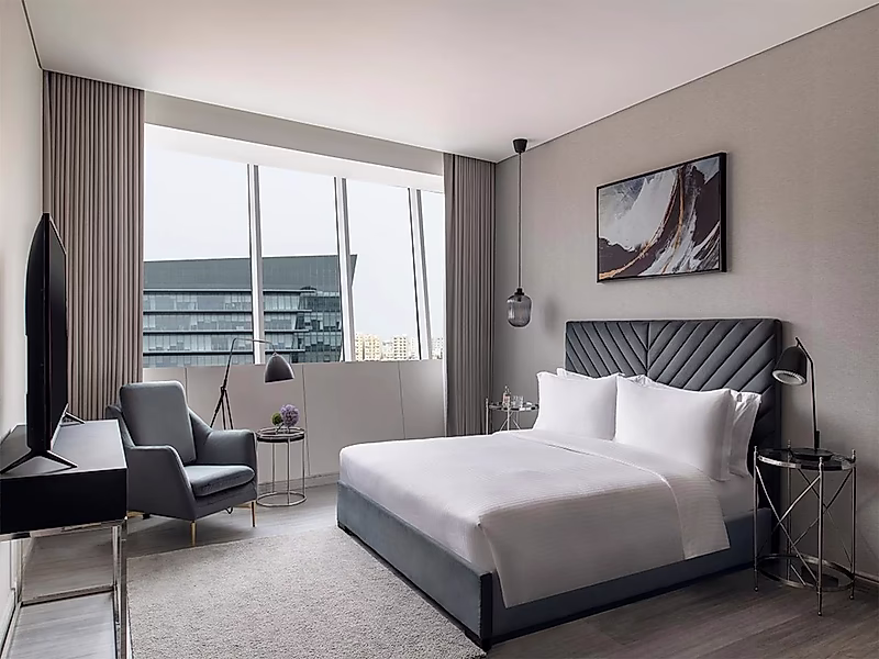 LUXURIOUS 1-BR RETREAT WITH MODERN ELEGANCE - Photo 5