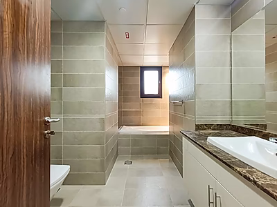 Exquisite 2BR Haven by the Marina