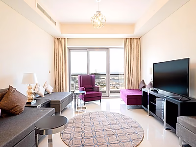 شقة رائعة من غرفتي نوم للإيجار | إطلالات خلابة على البحر والمدينة