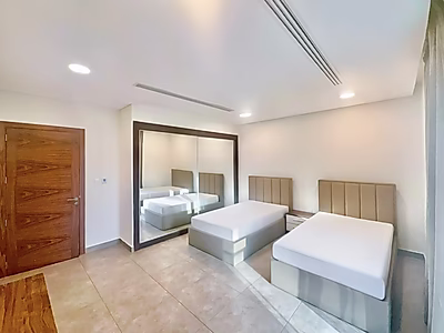 شقة غرفتين وصالة | موقع مميز في لوسيل | فرصة استثمارية