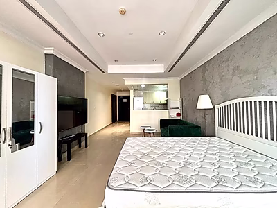 SPACIOUS STUDIO WITH HUGE TERRACE & STUNNING VIEW