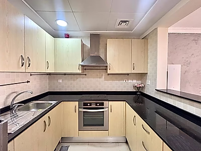 SPACIOUS STUDIO WITH HUGE TERRACE & STUNNING VIEW