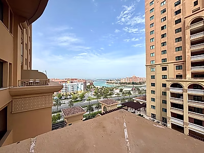 SPACIOUS STUDIO WITH HUGE TERRACE & STUNNING VIEW