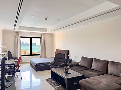 Chic Studio | Luxurious Amenities