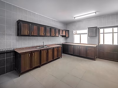 دوبلكس أنيق | ٤ غرف نوم + غرفة خادمة | أم العمد