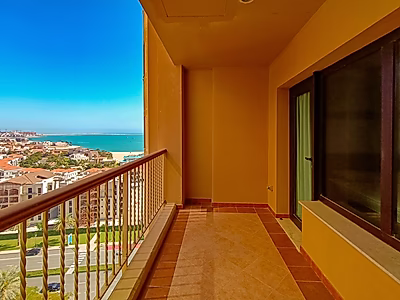 الخدمات مشمولة! | غرفة نوم واحدة مريحة ومفروشة | إطلالات خلابة! | بيرل