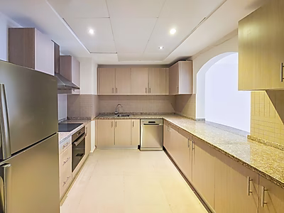 شقة أنيقة بغرفة نوم واحدة مع إطلالات خلابة