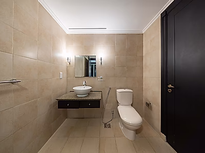 دوبلكس | 4 غرف نوم + خادمة | اللؤلؤة - قطر