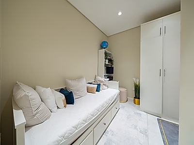 PAYMENT PLAN | Renovated | Sea view Furnished 2 + Maid | The Pearl