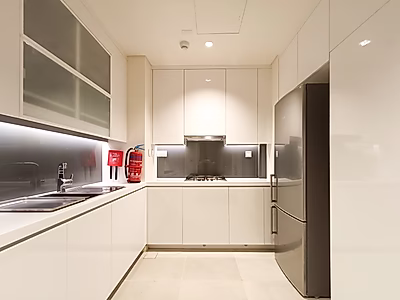 أناقة معاصرة | شقة بغرفتي نوم بتشطيبات فاخرة