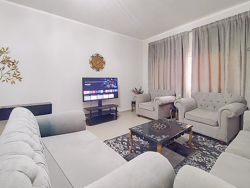 BILLS ON US!! ELEGANT 1-BR APARTMENT | LUSAIL - Photo 1