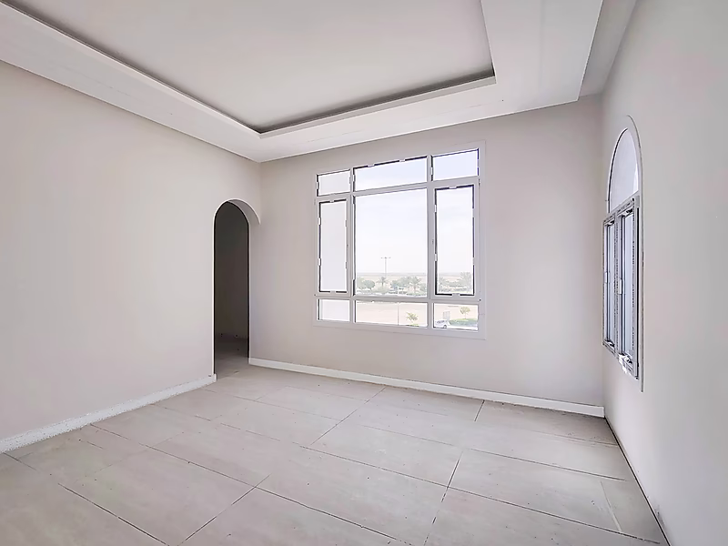 Exquisite 7+ Bedroom Detached Villa | Luxury Living - Photo 7