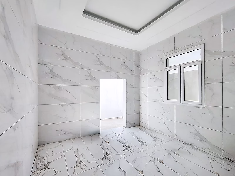 Exquisite 7+ Bedroom Detached Villa | Luxury Living - Photo 15