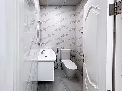 مكتب فاخر بمساحة 175 متر مربع مرسى لوسيل