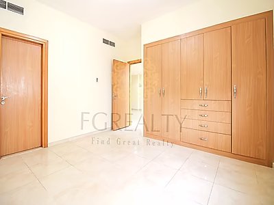 شقة مشرقة بغرفة نوم واحدة مع شرفة في فوكس هيلز – لوسيل