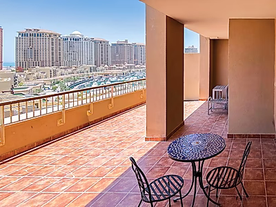 MODERN LUXURY 2 BEDROOM APARTMENT | PORTO ARABIA