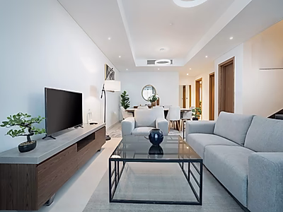 فيلا عائلية أنيقة 6 غرف نوم في مجمع آمن | جاهزة للسكن