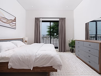 فيلا عائلية أنيقة 6 غرف نوم في مجمع آمن | جاهزة للسكن