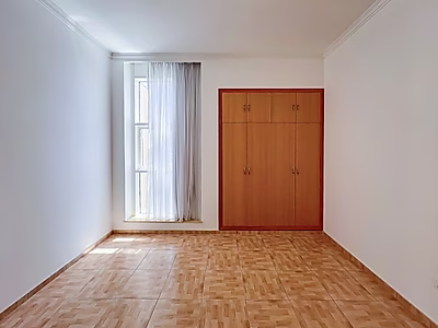 شقة فسيحة بإطلالة بحرية خلابة | 3 غرف نوم + 3 أشهر | شرفة | ويست باي