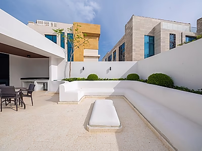 فيلا فاخرة للغاية من 5 غرف نوم | حياة ذكية