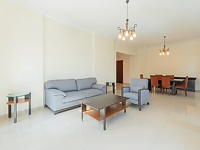 شقة فاخرة من غرفتي نوم للإيجار في الخليج الغربي – أسلوب حياة عصري في موقع متميز