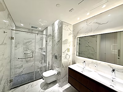 شقة فاخرة غرفتين + غرفة خادمة | كريستال ريزيدنس – جزيرة جيوان | إطلالة بحرية | تشطيبات فاخرة جداً