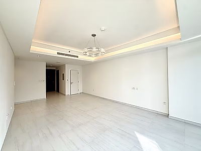 شقة فاخرة غرفتين + غرفة خادمة | كريستال ريزيدنس – جزيرة جيوان | إطلالة بحرية | تشطيبات فاخرة جداً