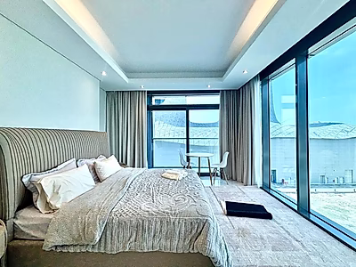 LUXURY 2-BEDROOM APARTMENT IN LUSAIL MARINA | READY TO MOVE