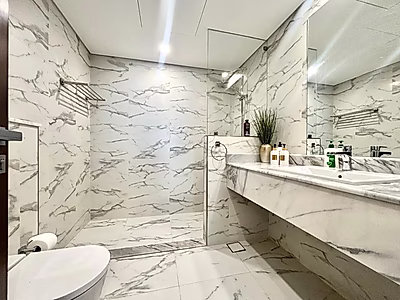 LUXURY 2-BEDROOM APARTMENT IN LUSAIL MARINA | READY TO MOVE