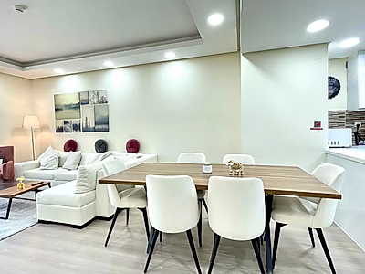 شقة غرفتي نوم مفروشة بالكامل في لوسيل – إركية | شرفة | مسبح وصالة رياضية