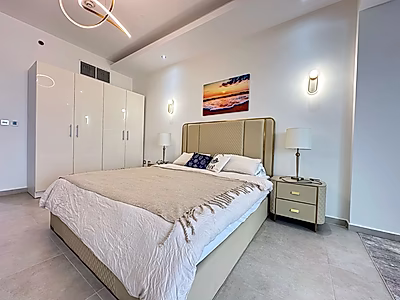 SEA VIEWS! LUXURIOUS 1-BR APARTMENT WITH AMAZING FINISHES