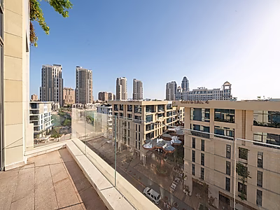 دوبلكس بنظام التملك الحر مع مصعد | إطلالة بحرية جزئية | خطة سداد