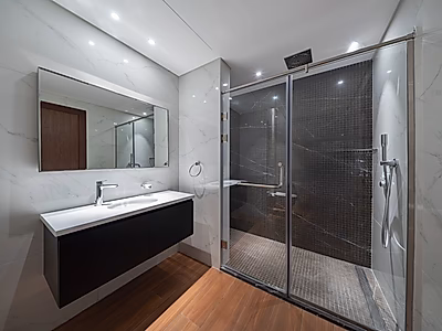 دوبلكس بنظام التملك الحر مع مصعد | إطلالة بحرية جزئية | خطة سداد