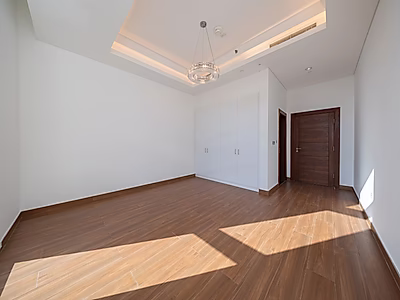 دوبلكس بنظام التملك الحر مع مصعد | إطلالة بحرية جزئية | خطة سداد