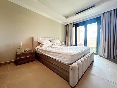 تاون هاوس من غرفتي نوم مفروش بالكامل مع شرفة خاصة مغطاة | بورتو أرابيا