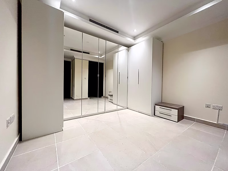 ELEGANTLY STYLED! 2-BR TOWNHOUSE WITH PRIVATE BALCONY | PORTO - Photo 6