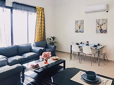 فيلا فاخرة مكونة من 5 غرف نوم | دفع نقدي فوري | ملكية حرة