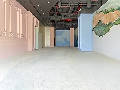 مساحة تجارية مميزة بسقف مرتفع | 297 متر مربع | لوسيل مارينا