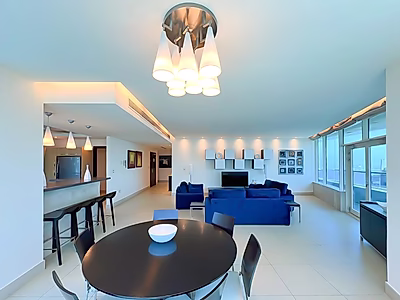 شقة 3 غرف نوم مفروشة في خليج الغرب | تشمل الخدمات