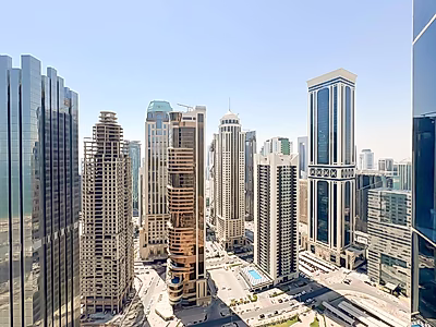 شقة 3 غرف نوم مفروشة في خليج الغرب | تشمل الخدمات